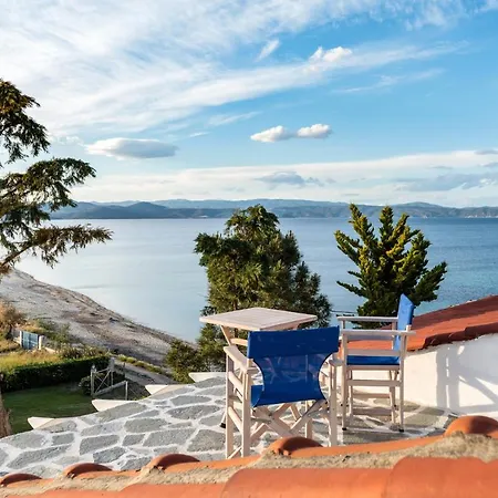 Bay View Apartment