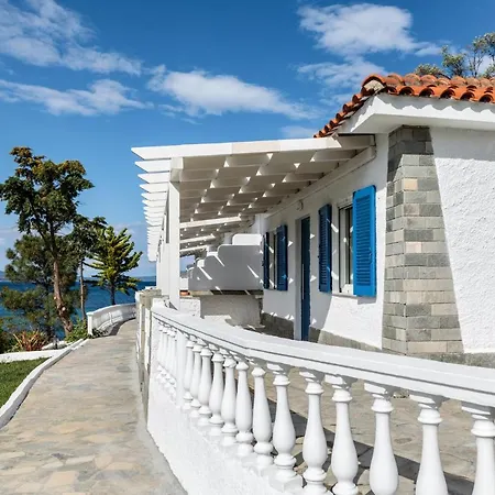 Bay View Apartment